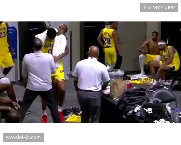 NBA直播员文慧的精彩解说与幕后故事 NBA直播员文慧的精彩解说与幕后故事